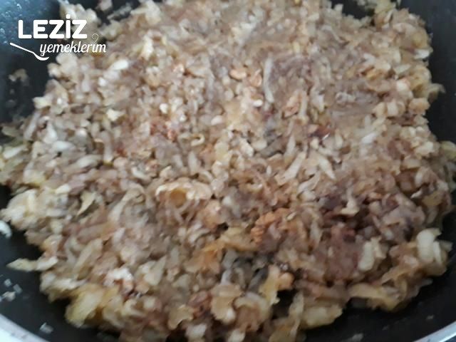 Nefis Elmalı Rulo Kek