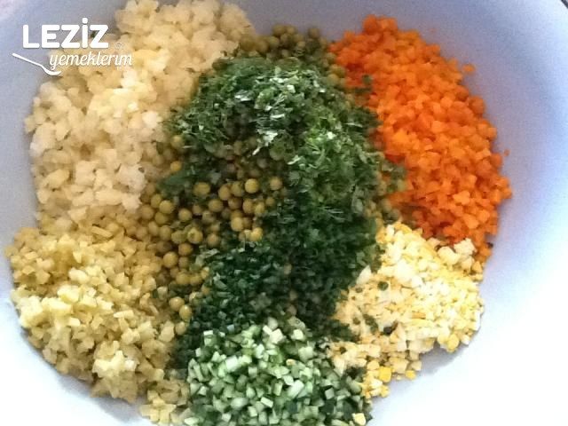 Rus Mutfağından Salata Paytaxt Salatası (Stoliçni)