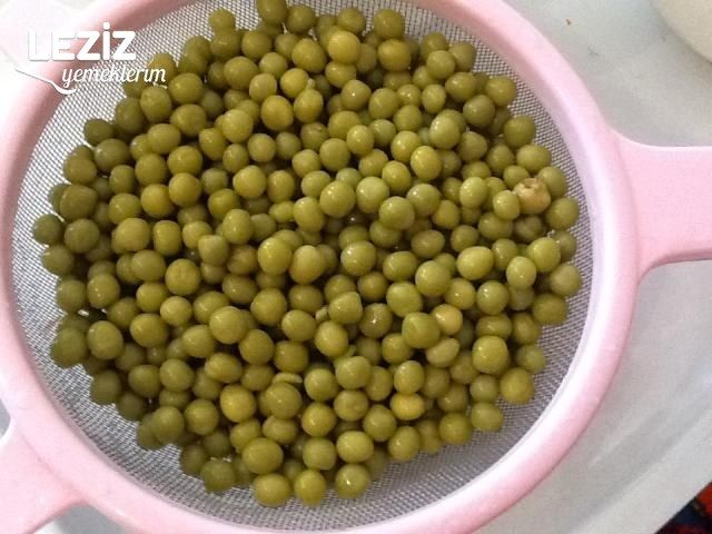 Rus Mutfağından Salata Paytaxt Salatası (Stoliçni)