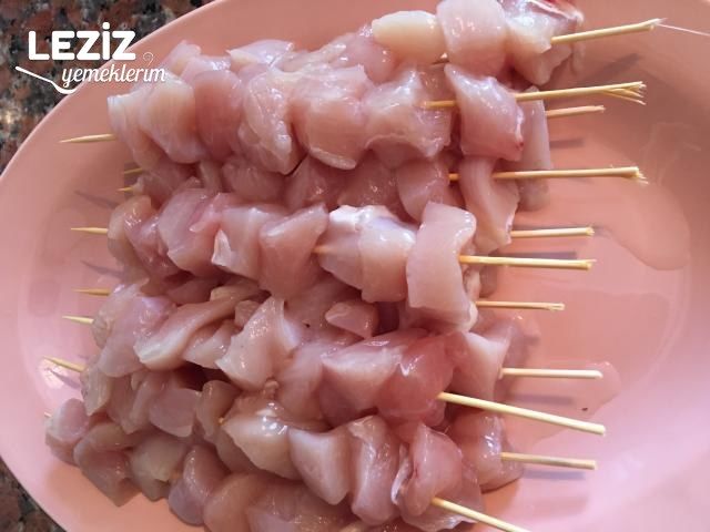 Yumuşacık Tavuk Şiş Tarifi, Nasıl Yapılır