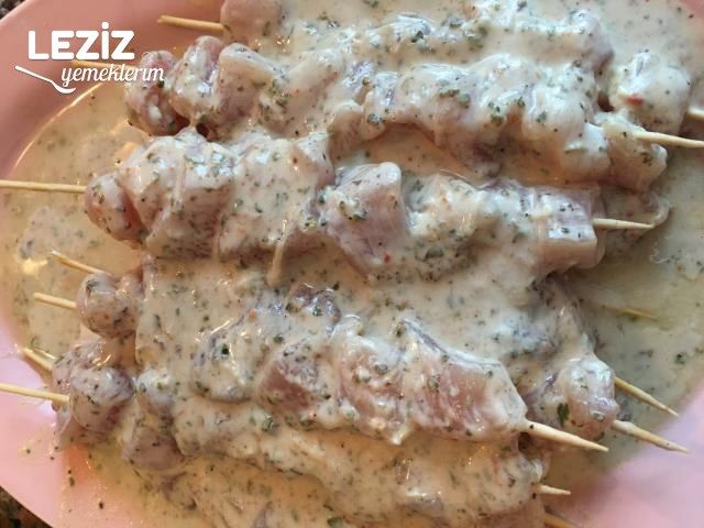 Yumuşacık Tavuk Şiş Tarifi, Nasıl Yapılır