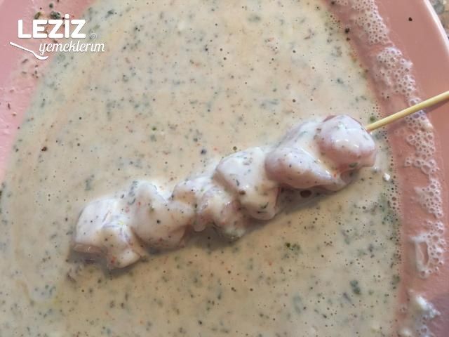 Yumuşacık Tavuk Şiş Tarifi, Nasıl Yapılır