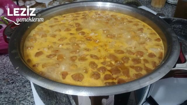 Tarhanalı Hamur Dökme Mantısı