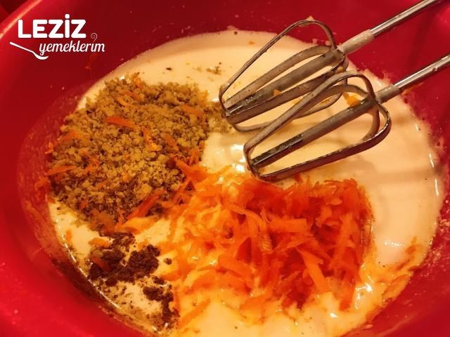 Havuçlu Ve Cevizli Kek (Tam Kıvamında)