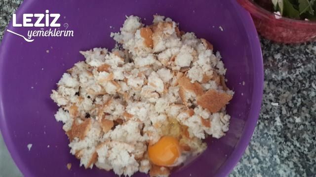 Bayat Ekmek Köftesi Tarifi