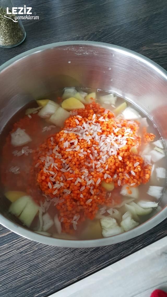 Mercimek Çorbası (Mutlaka Deneyin - Tam Kıvamında)