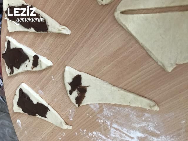 Tereyağlı Kruvasan Katmer Poğaça