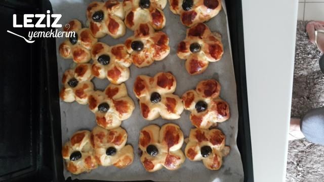 Puf Çiçek Poğaça