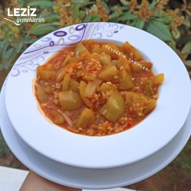 Yeşil Domates Yemeği Tarifi