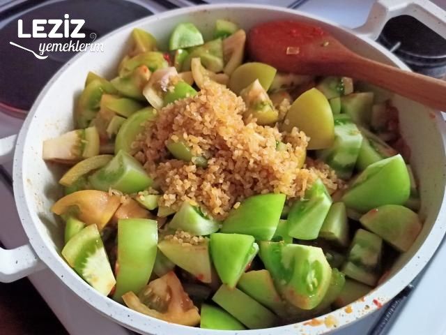 Yeşil Domates Yemeği Tarifi