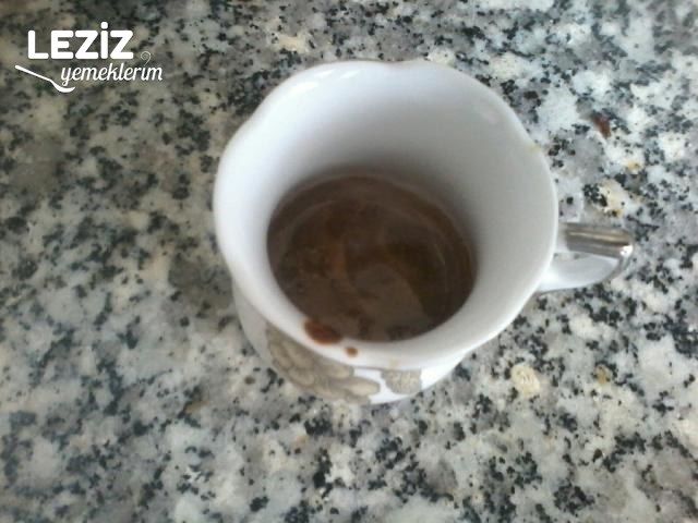 Köpüklü Türk Kahvesi Nasıl Yapılır