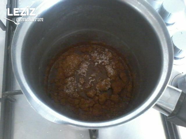 Köpüklü Türk Kahvesi Nasıl Yapılır