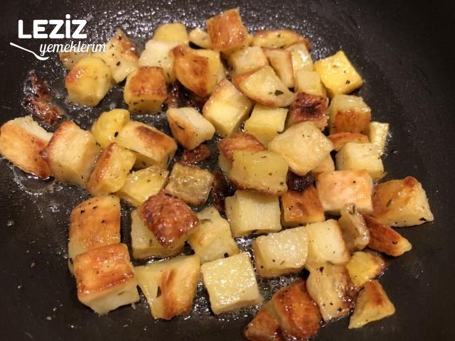 Tadı Nefis Patatesli Omlet