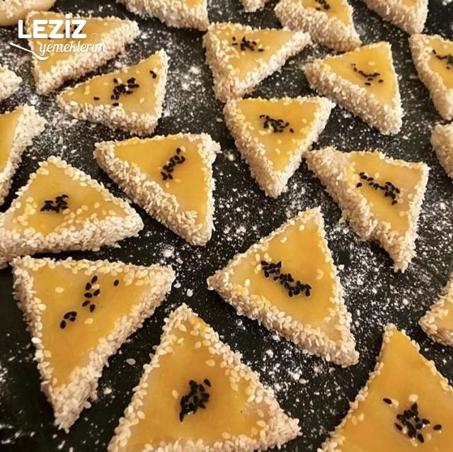 Üçgen  Tuzlu Kurabiye