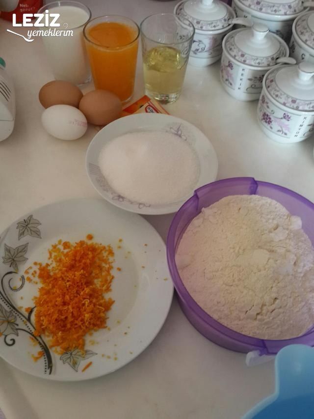Portakallı Kek Tarifi (Aşama Aşama Detaylı Anlatım)