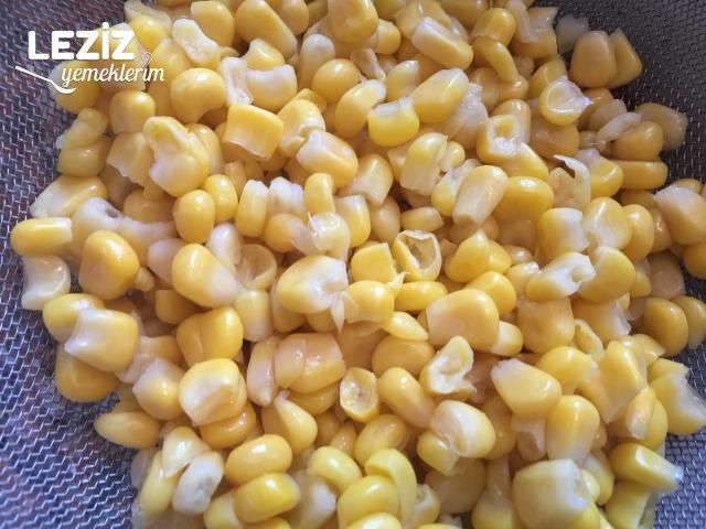 Süzme Yoğurtlu Semizotu Salatası