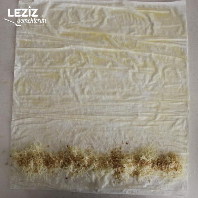Kadayıflı Cevizli Sarma Baklava