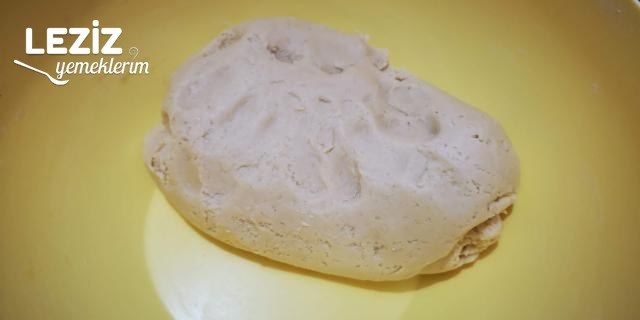 Susam Kaplamalı Anne Kurabiyesi