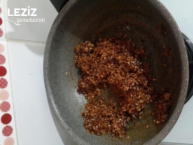 Salçalı Köfteli Pilav