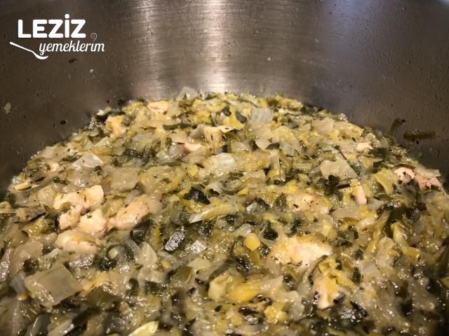 Tavuklu Pırasa Yemeği