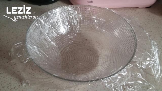 Kolay Şarlot Pasta Tarifi