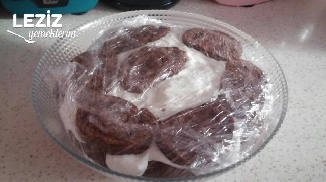 Kolay Şarlot Pasta Tarifi