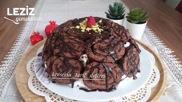 Kolay Şarlot Pasta Tarifi