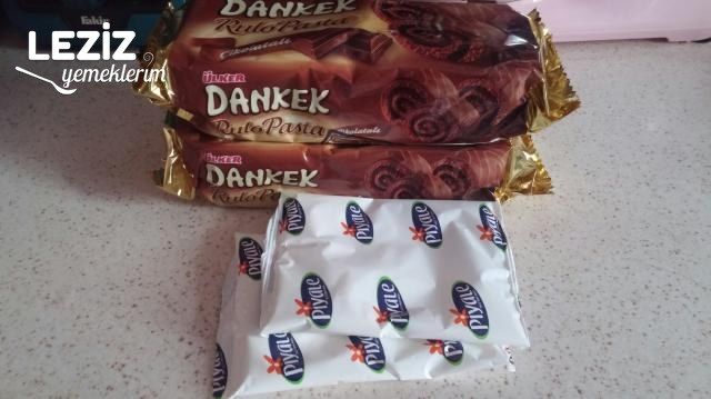 Kolay Şarlot Pasta Tarifi