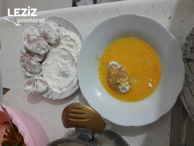 Kadınbudu Köfte (Mutlaka Deneyin)