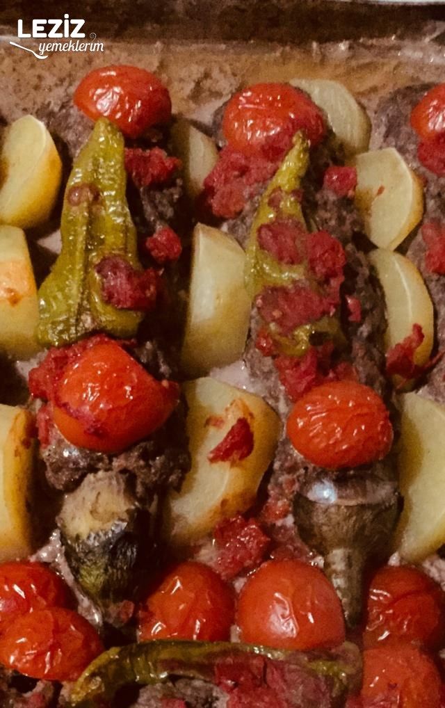 İçi Köz Patlıcanlı Köfte Sarma
