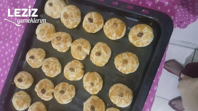 Enfes Tadıyla Çok Pratik Şekerpare Tatlısı Tarifi