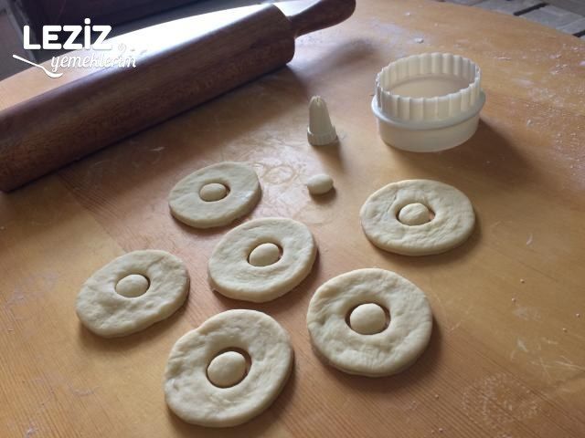 Donut Tarifi (Ayrıntılı Anlatım Püf Noktalarıyla)