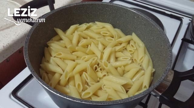 Nefis Pesto Soslu Penne Makarna