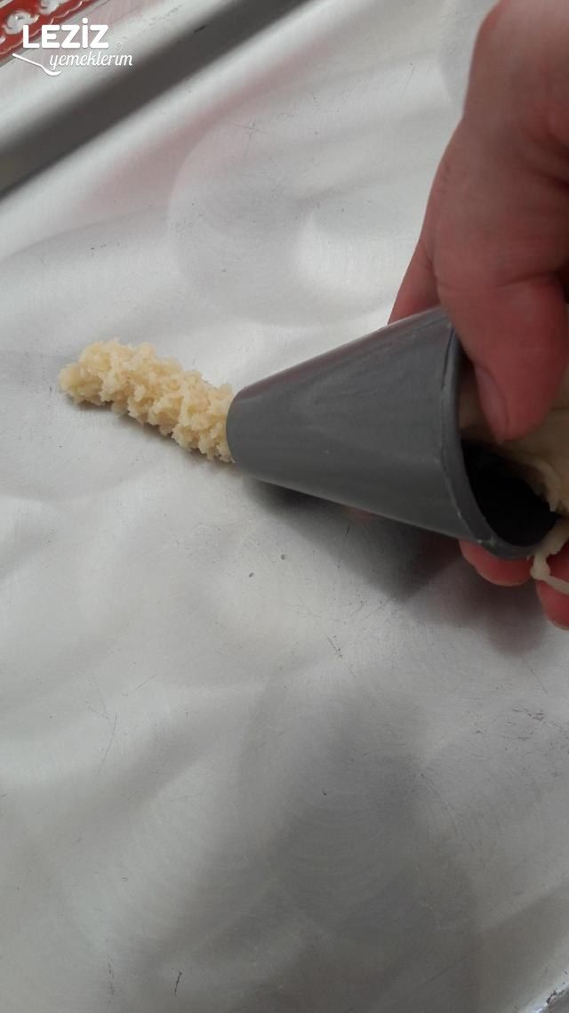 İki Renkli Tırtıl Kurabiye