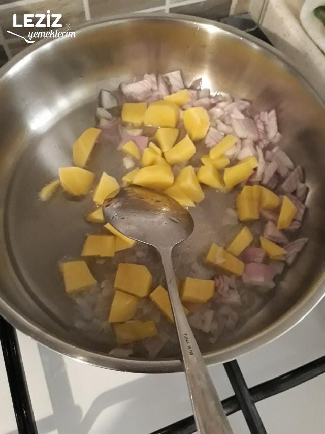 Sebzeli Bulgur Pilavı (Aşamalı Anlatım)