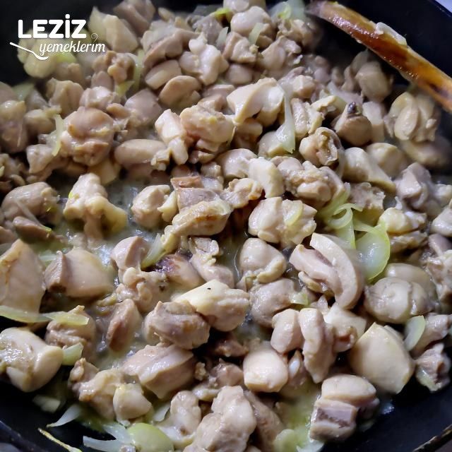 Kremalı Mantarlı Tavuk Nasıl Yapılır