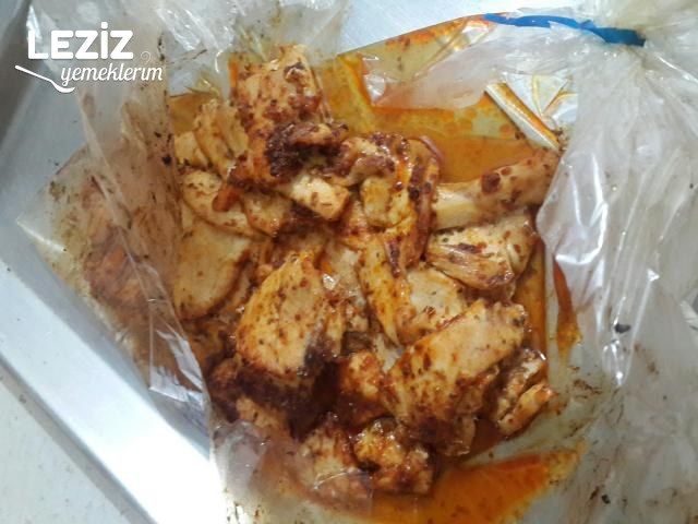 Fırın Poşetinde Mangal Tadında Tavuk