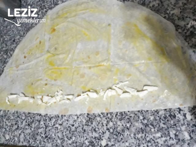 Su Böreği Tadında Tavada Börek