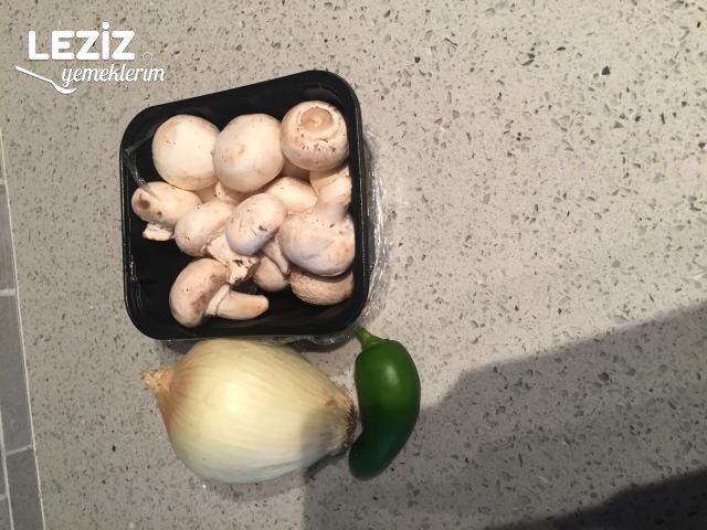 Sebzeli Kaşarlı Mantar