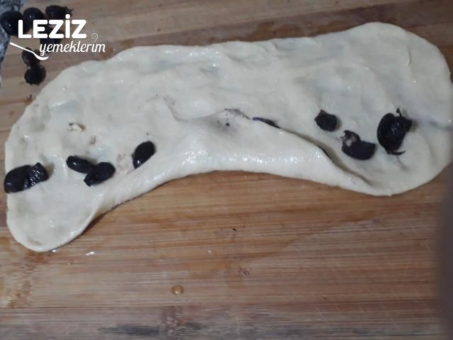 Zeytinli Açma (Pastanedekiler Gibi)