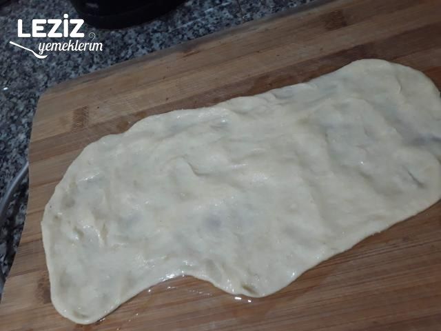 Zeytinli Açma (Pastanedekiler Gibi)