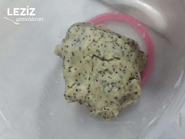 Tek Atımlık Çörek Otlu Kurabiye