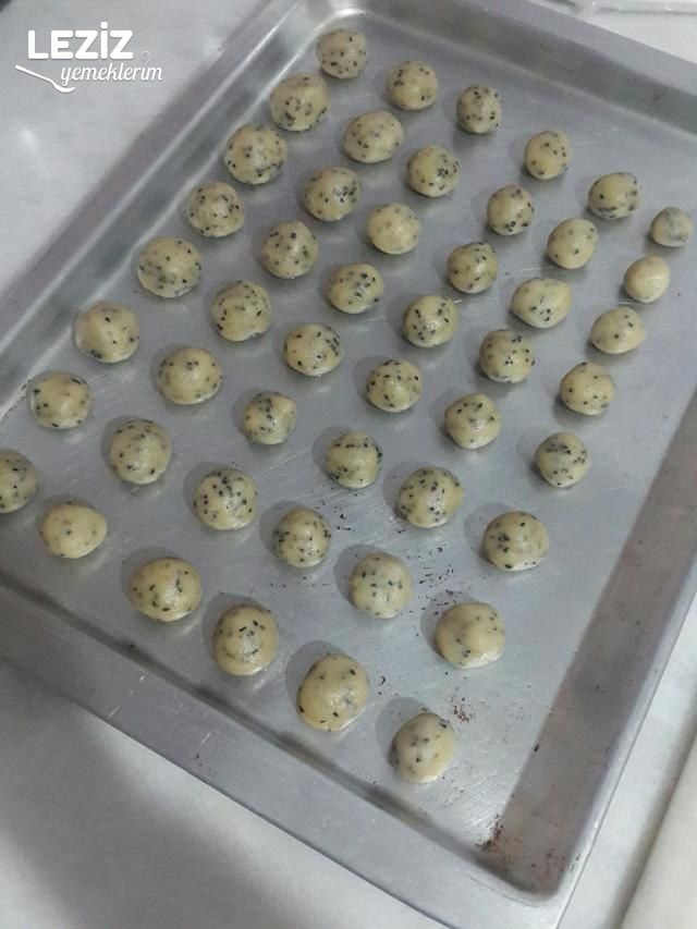 Tek Atımlık Çörek Otlu Kurabiye