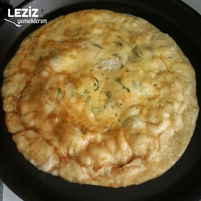 Yeşil Soğanlı Omlet