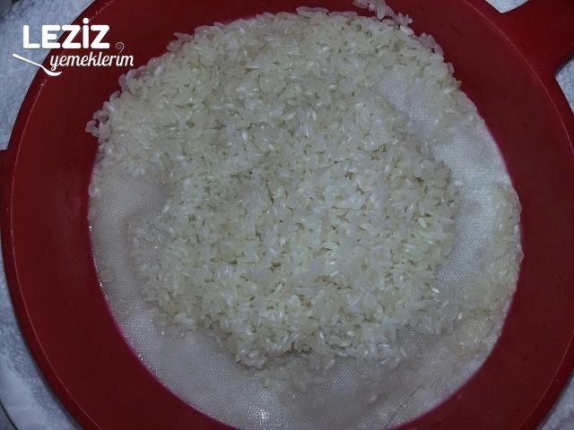 Pirinçli Ispanak Yemeği Tarifi