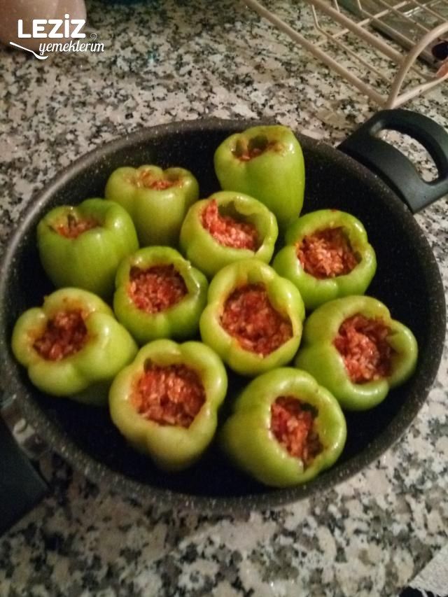 Enfes Zeytinyağlı Biber Dolması