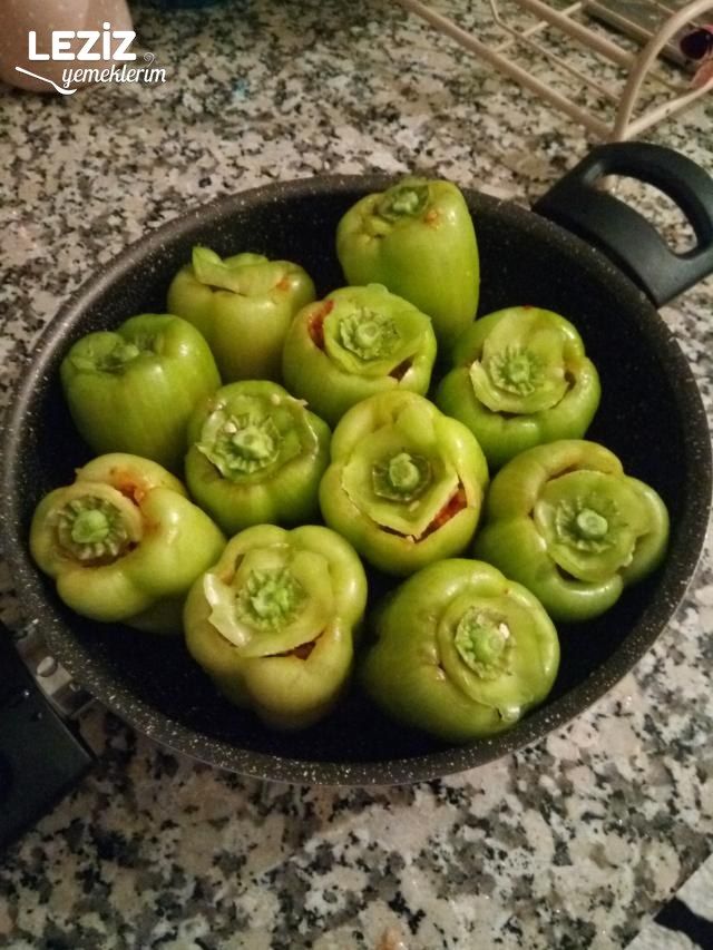 Enfes Zeytinyağlı Biber Dolması