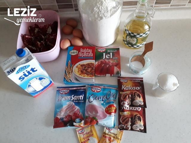 Narlı Yaş Pasta Tarifi