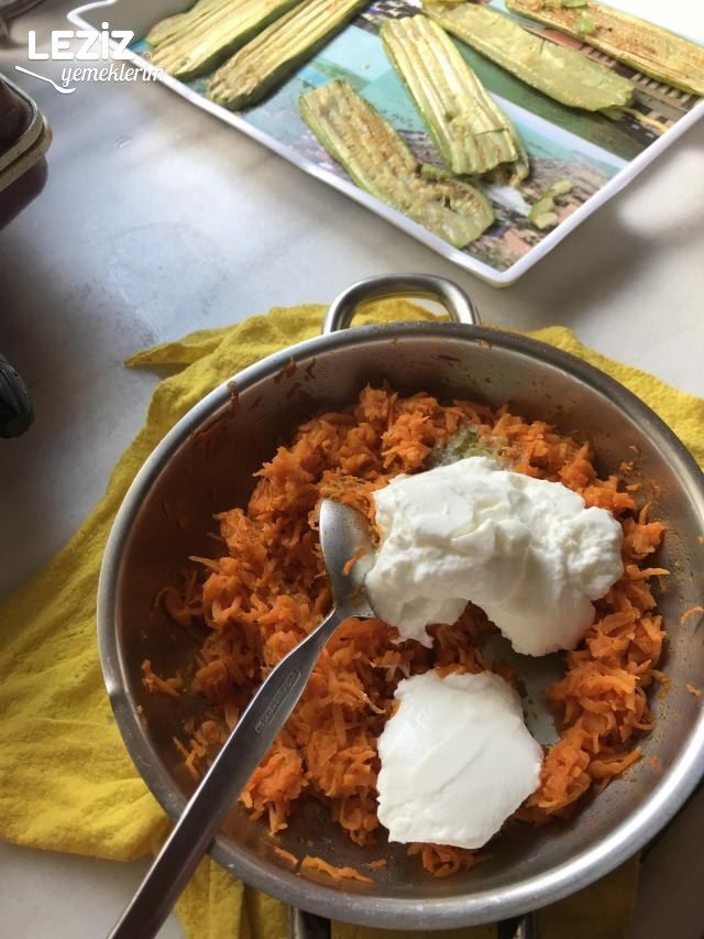 Peştemallı Havuç Salata