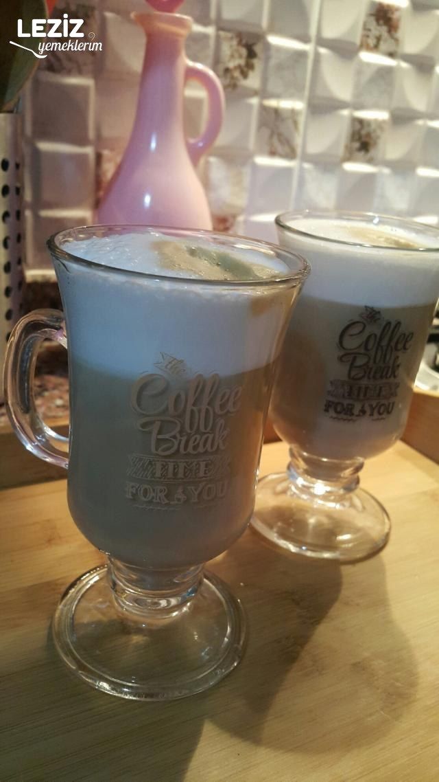 Köpüklü Latte (Macchiato) Tarifi